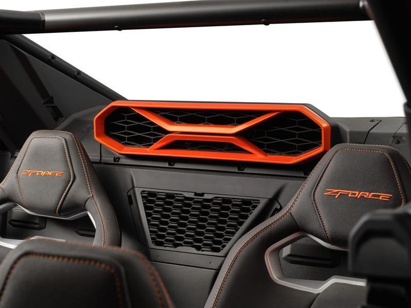 Чотиримісний мотовсюдихід CFMOTO ZFORCE Z10-4 Turbo 98 фото