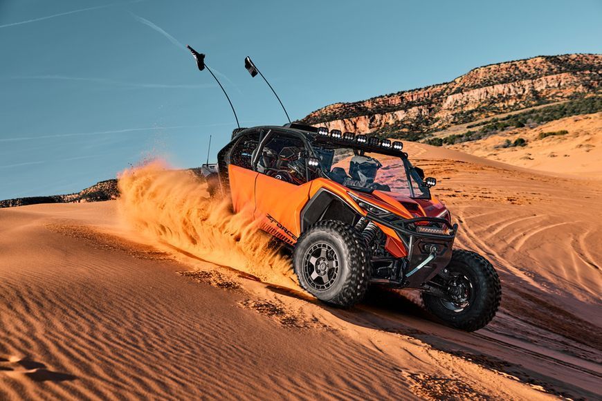 Чотиримісний мотовсюдихід CFMOTO ZFORCE Z10-4 Turbo 98 фото